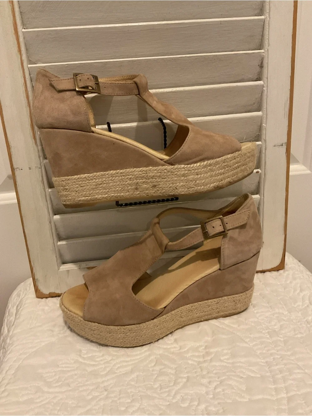 Cordani Jordynn Suede T-Strap Wedge Sandals - Taupe